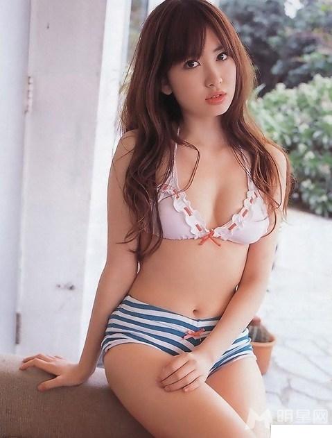 AKB48小嶋陽菜內衣寫真性感爆乳誘惑難擋-照片圖片1